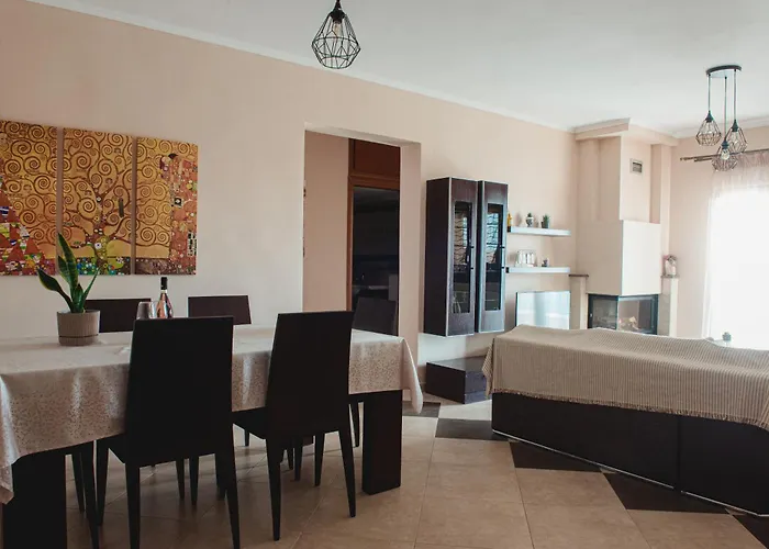 Ellie's Hospitality Apartamento Édessa